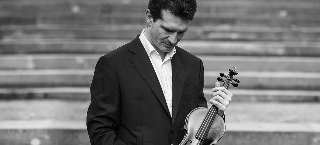 Отзив Светлин Русев